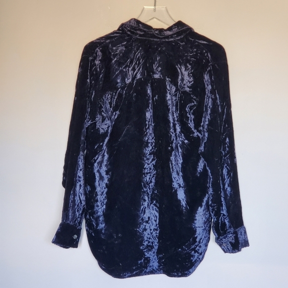 CP Shades Midnight Blue Crushed Velvet Button Down Women's Top Shirt Size S - Picture 6 of 7